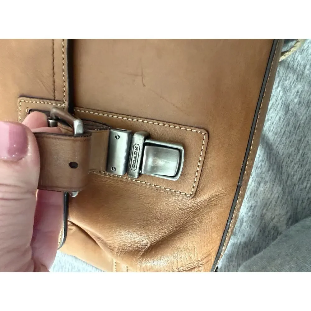 Coach Vintage Leather Messenger Bag Briefcase, Natural Color 2005 5A06